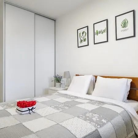 Διαμέρισμα Lumina 3 Bedroom Apart Park Szczesliwicki *