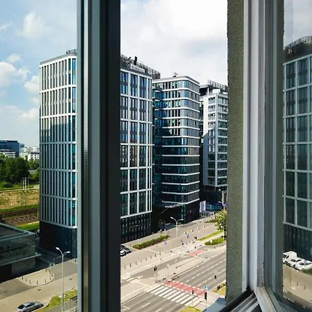 Lumina 3 Bedroom Apart Park Szczesliwicki Varsovia